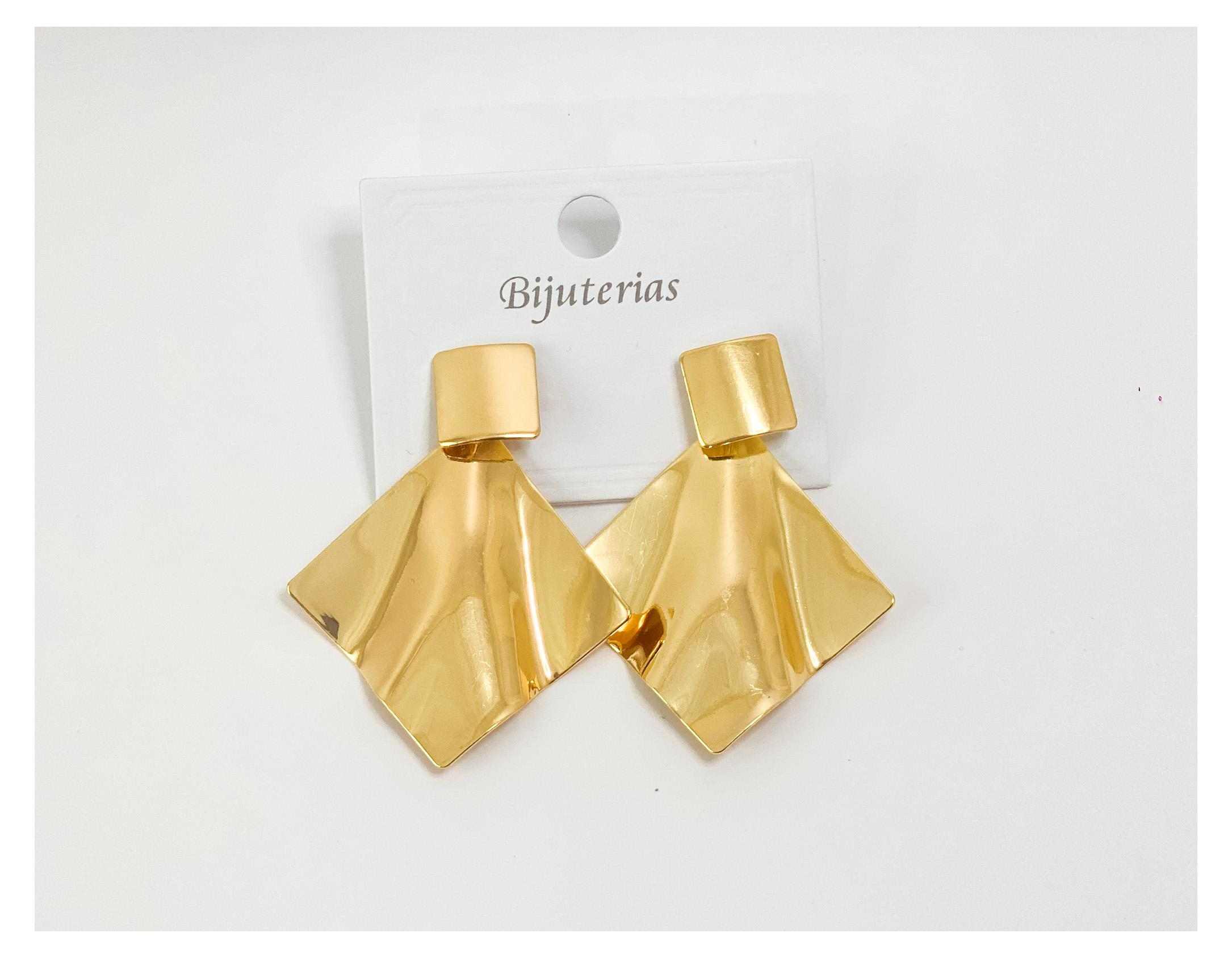 BRINCO BANDEIRA LOSANGO